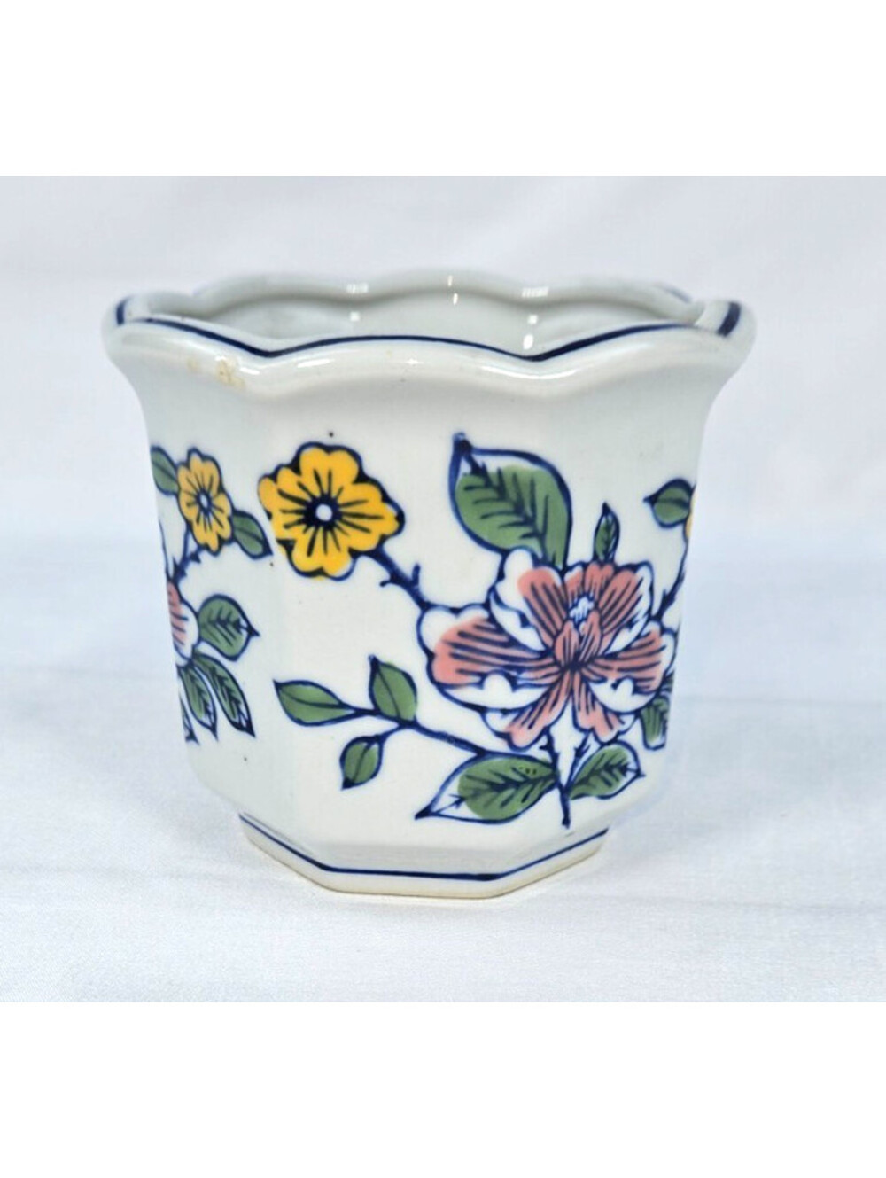 Vintage Chinoiserie Asian Motiff Floral Ceranic Hand Painted Indoor Planter